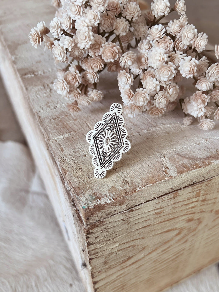 Vintage Inspired Adjustable Concho Ring | gussieduponline