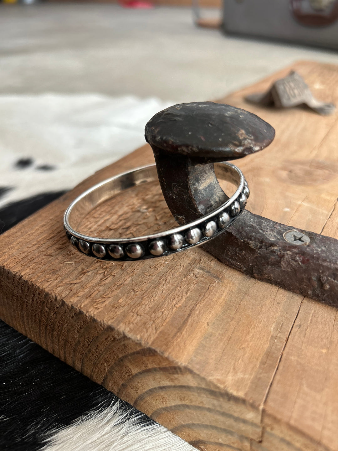 Western Style Bubble Bangle Bracelet