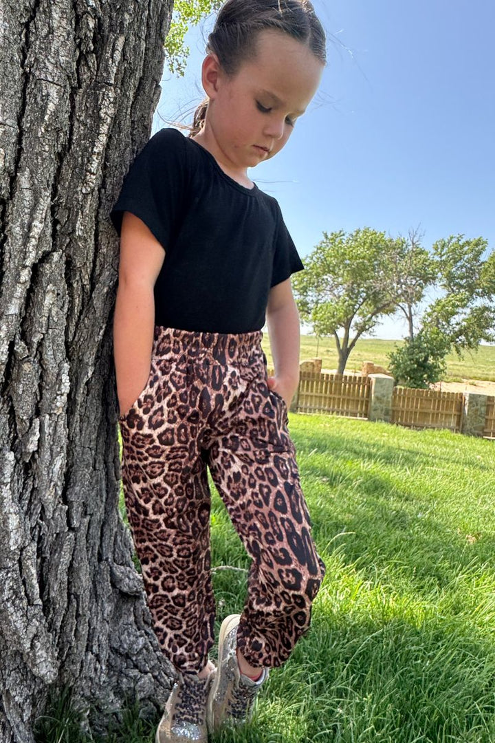 KIDS Sterling Kreek Hear Me Roar Joggers