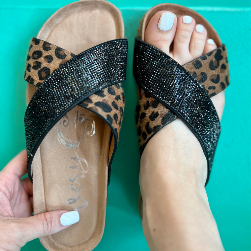 Sparklin' Leopard Slide Sandals*