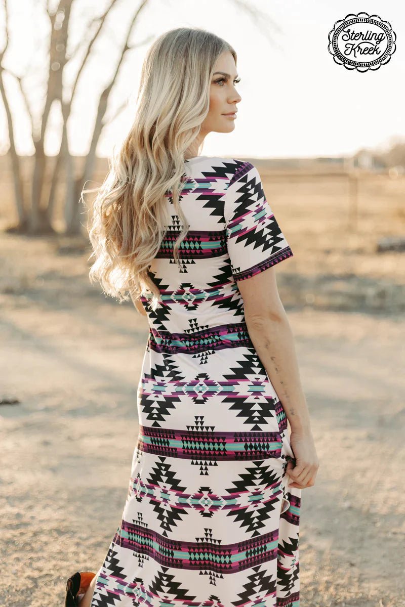 Plus Aztec Outskirts Maxi Dress Plus Aztec Outskirts Maxi Dress