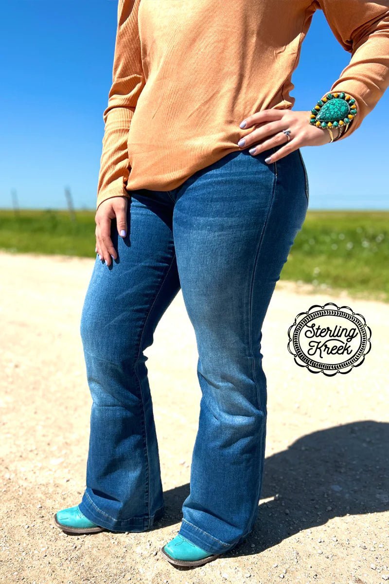 Kreek Denim Medium Wash Short | gussieduponline