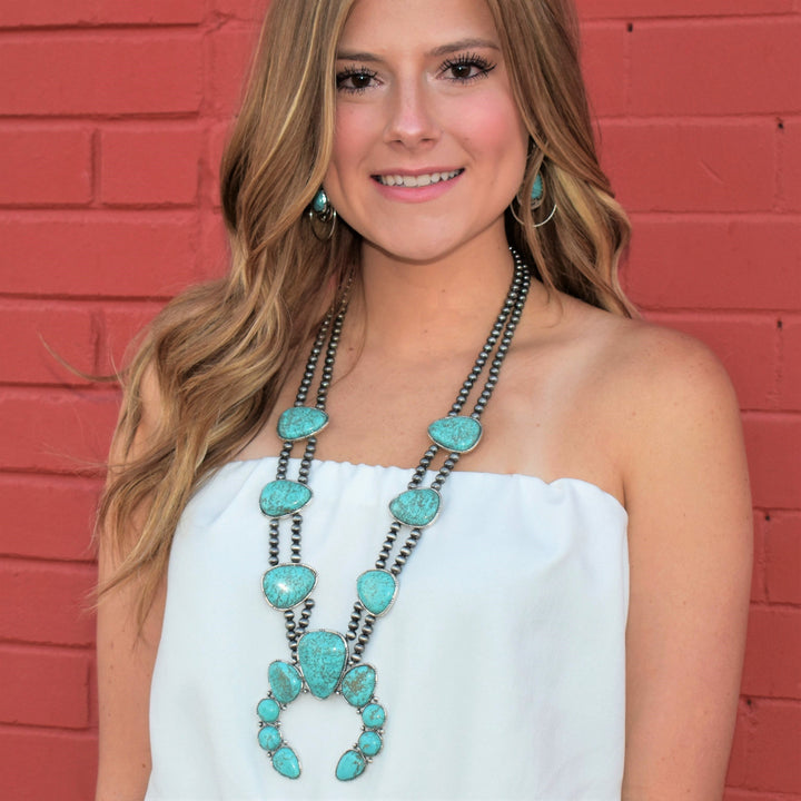 Tasteful Turquoise Necklace | gussieduponline