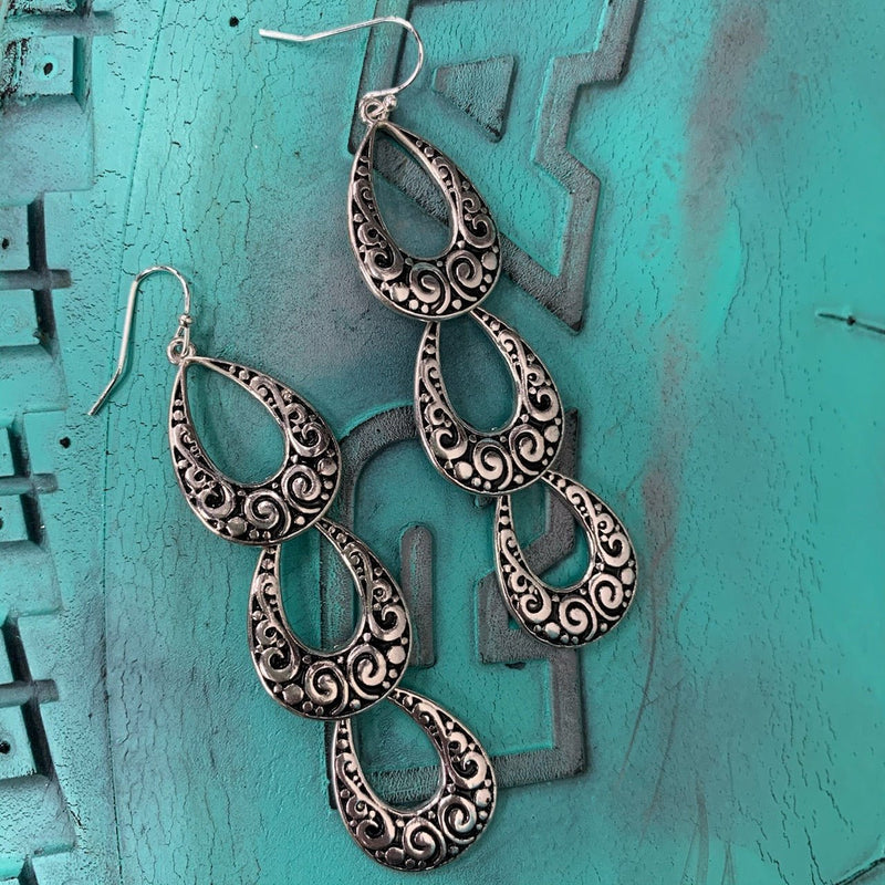 enchanted curlicues dangling earrings