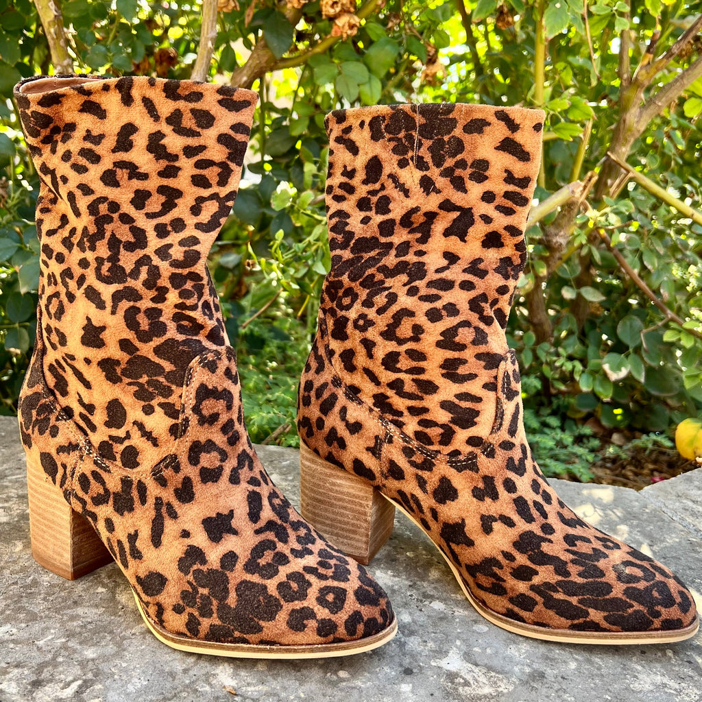 Leopard Steppin' Boots*