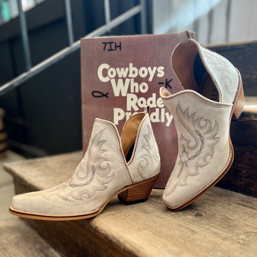 Cream Leather Hold A Grudge Booties | gussieduponline