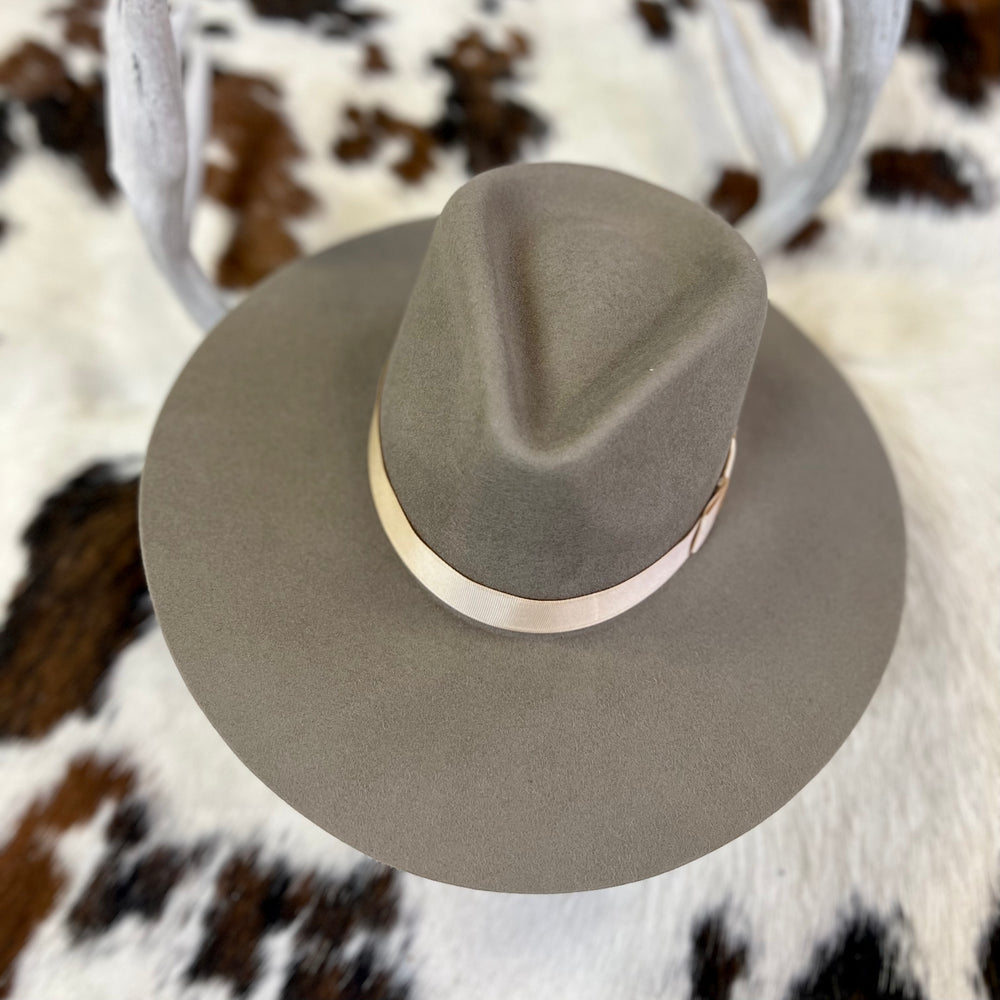 Mushroom Tip Your Hat | gussieduponline