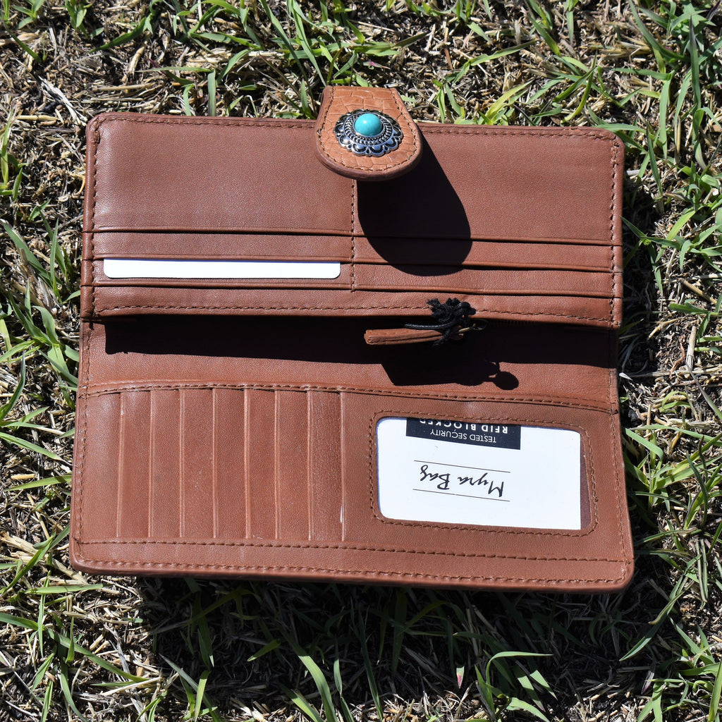 Aero Croc Embossed Leather Wallet | gussieduponline